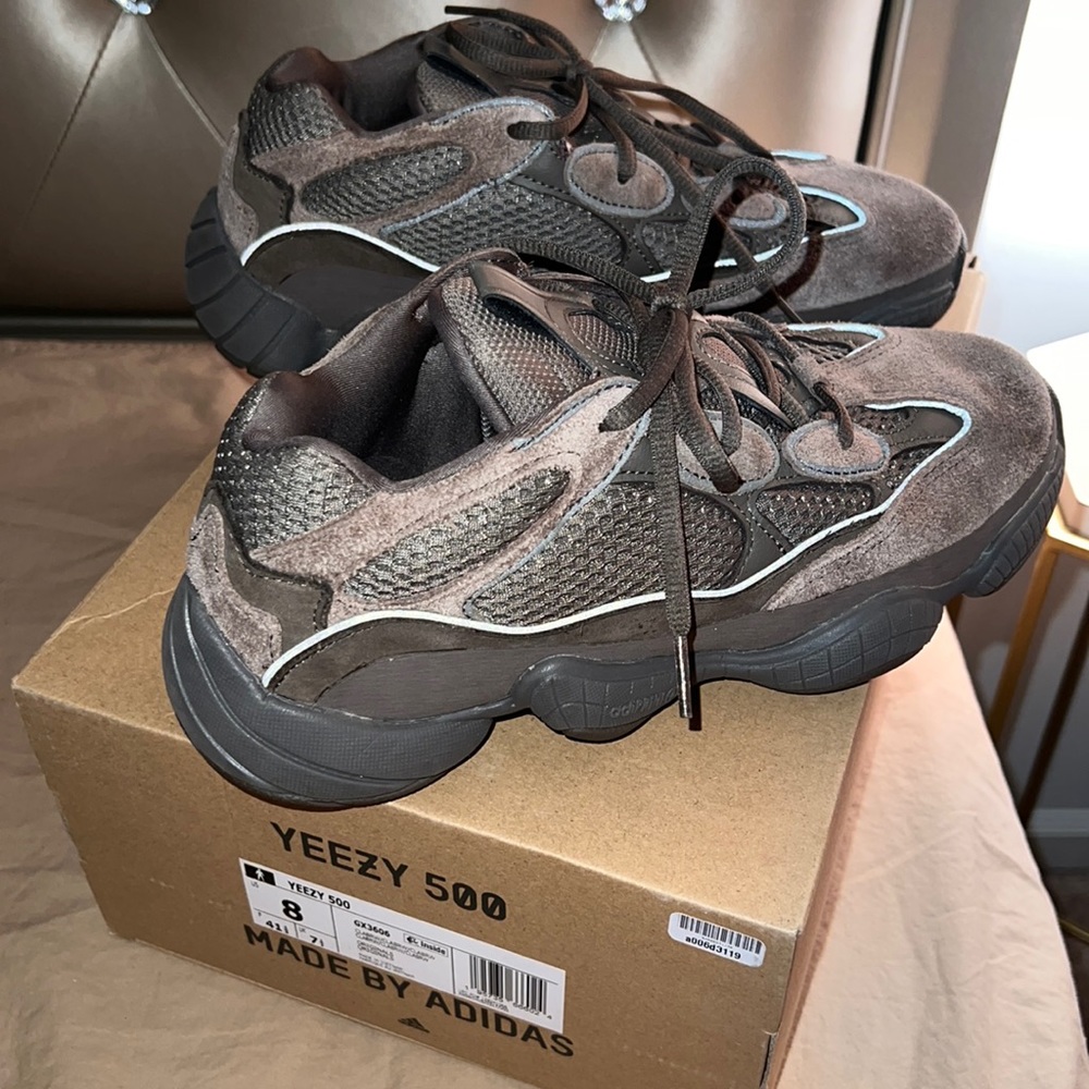 Yeezy 500 sneakers
